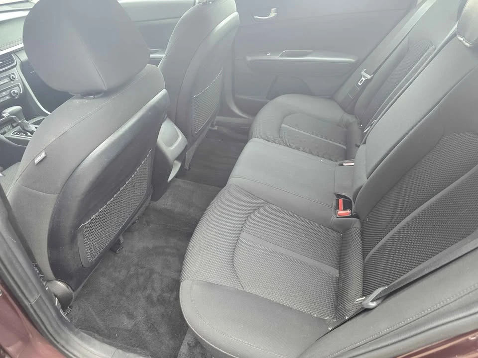 2020 Kia Optima/K5 - Image 9 of 16