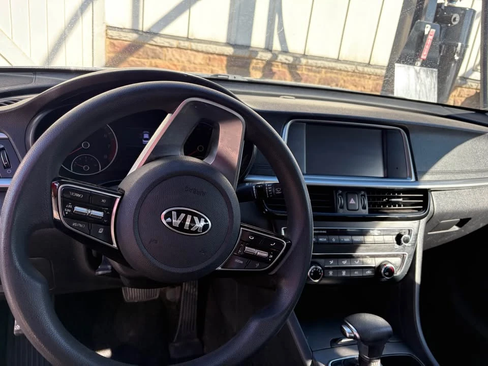 2020 Kia Optima/K5 - Image 8 of 11