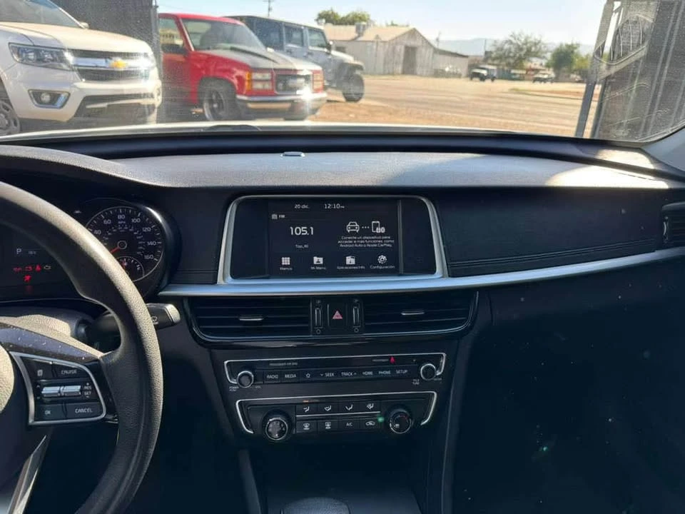 2020 Kia Optima/K5 - Image 9 of 10