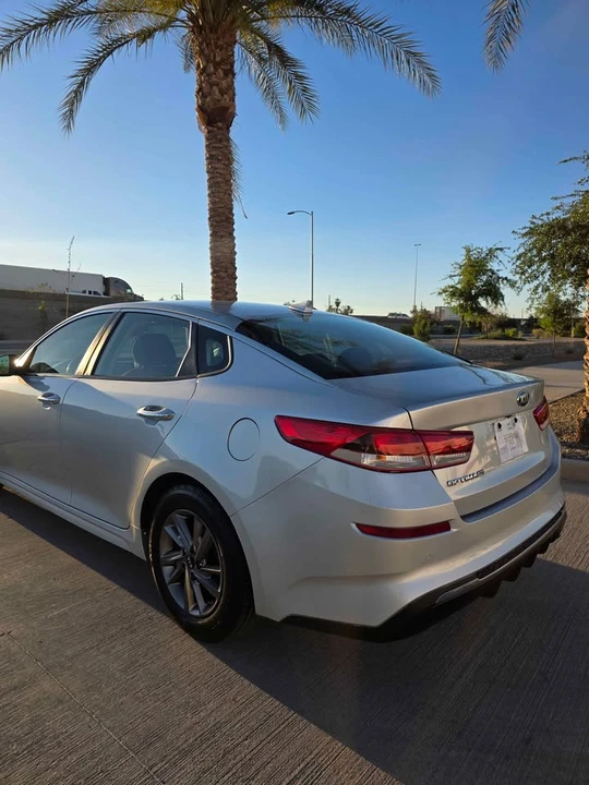 2020 Kia Optima/K5 - Image 2 of 12