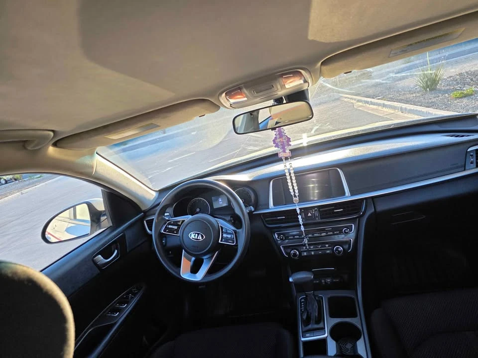 2020 Kia Optima/K5 - Image 8 of 12