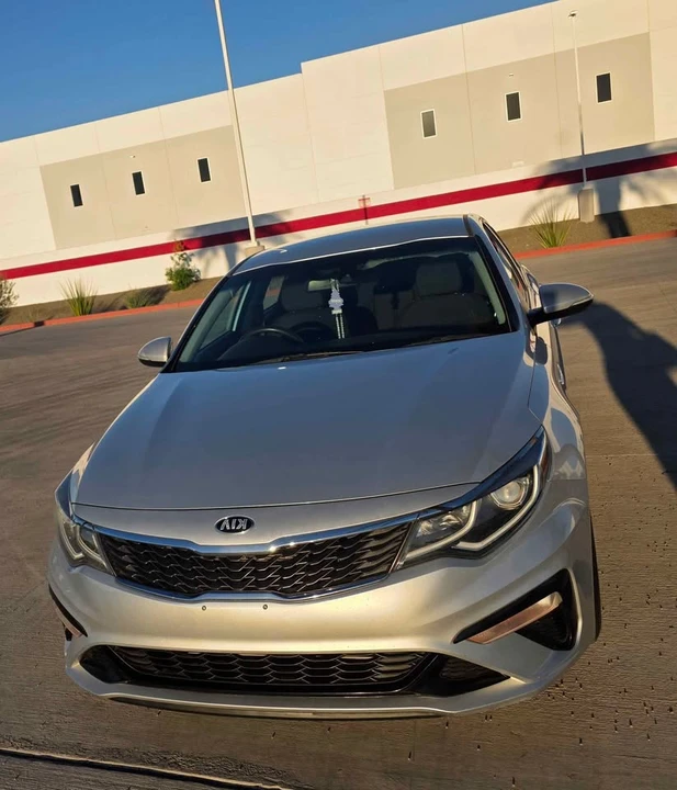 2020 Kia Optima/K5 - Image 5 of 12