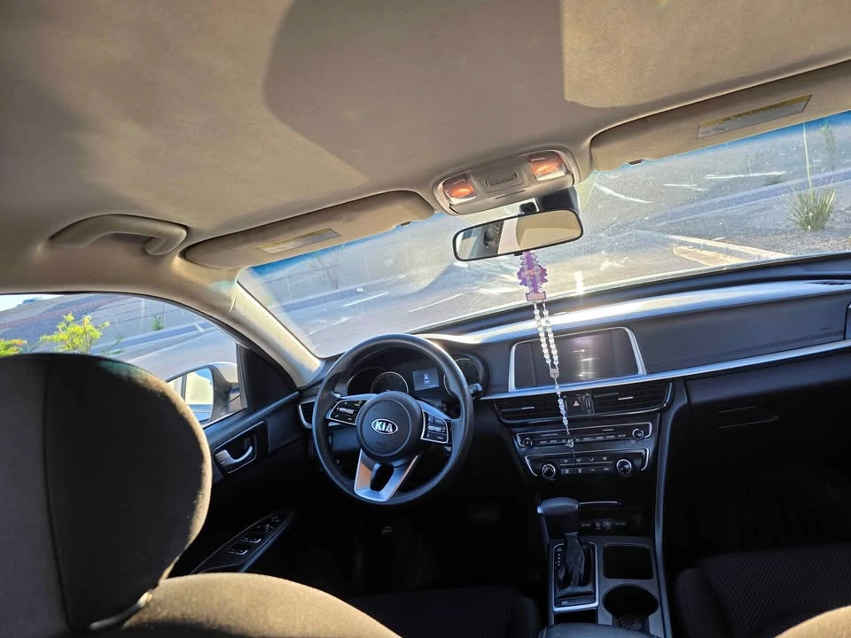 2020 Kia Optima/K5 - Image 11 of 12