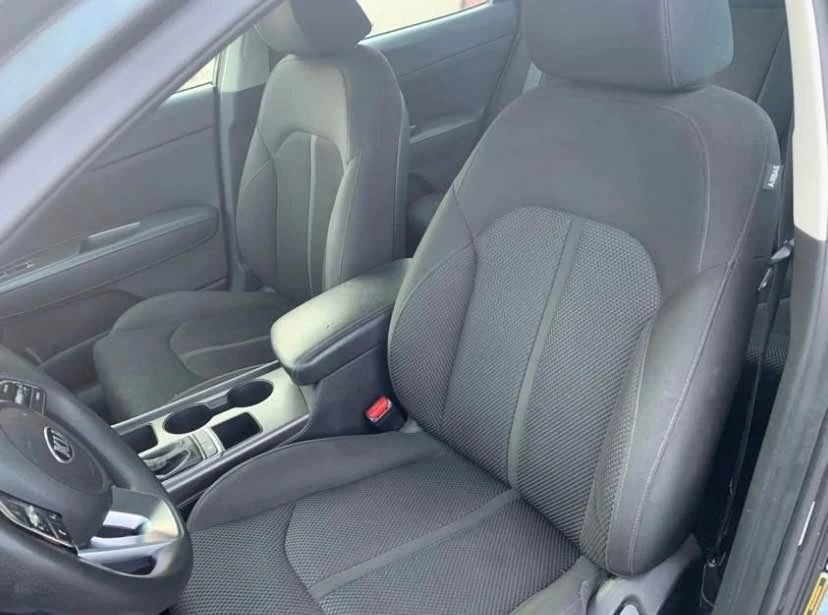 2020 Kia Optima/K5 - Image 9 of 12