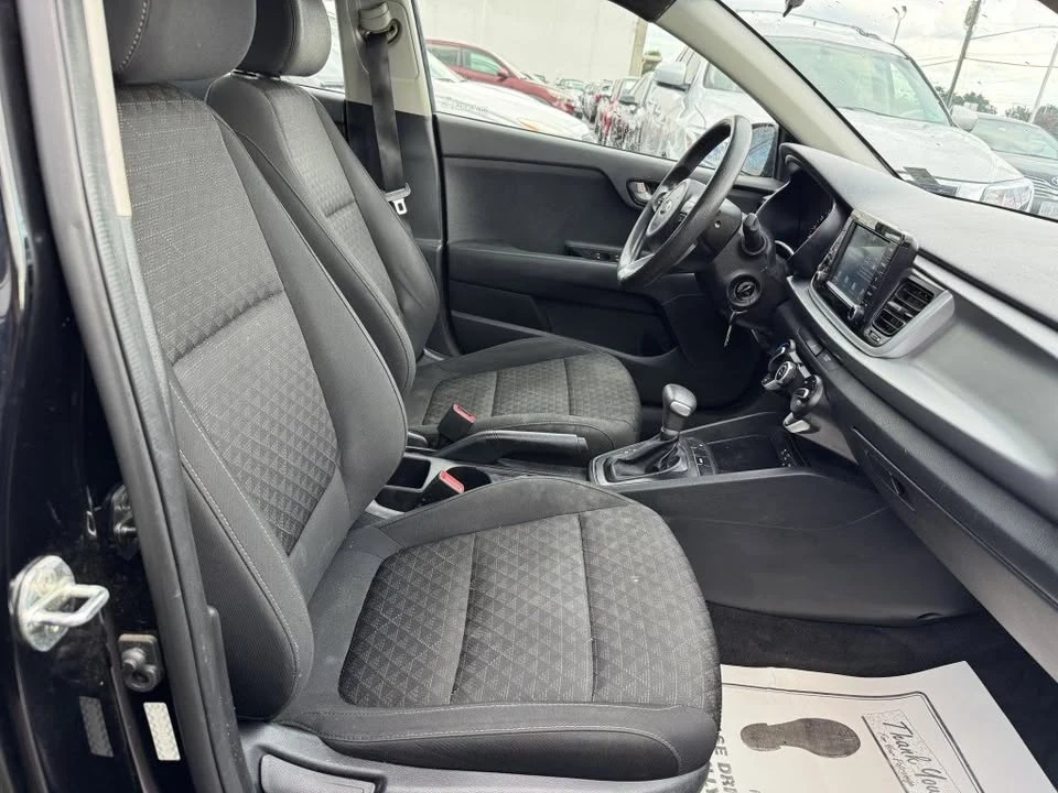 2020 Kia Rio - Image 12 of 20