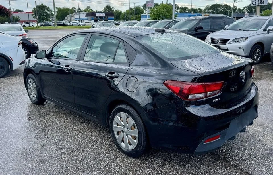 2020 Kia Rio - Image 5 of 20