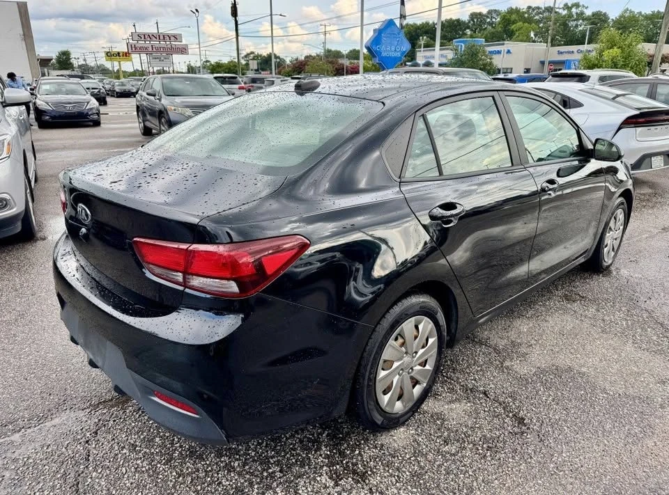 2020 Kia Rio - Image 7 of 20