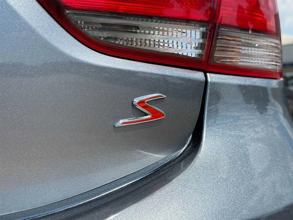2020 Kia Rio - Image 7 of 9