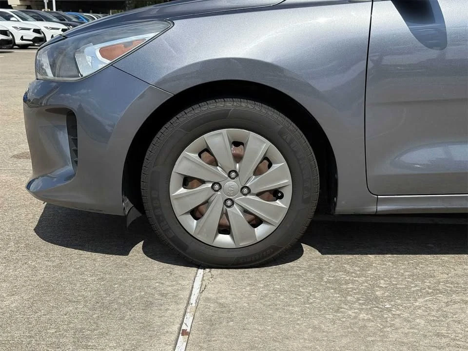 2020 Kia Rio - Image 8 of 9