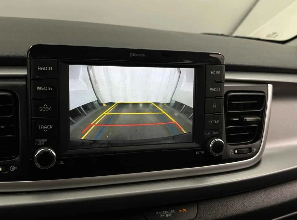 2020 Kia Rio - Image 10 of 11