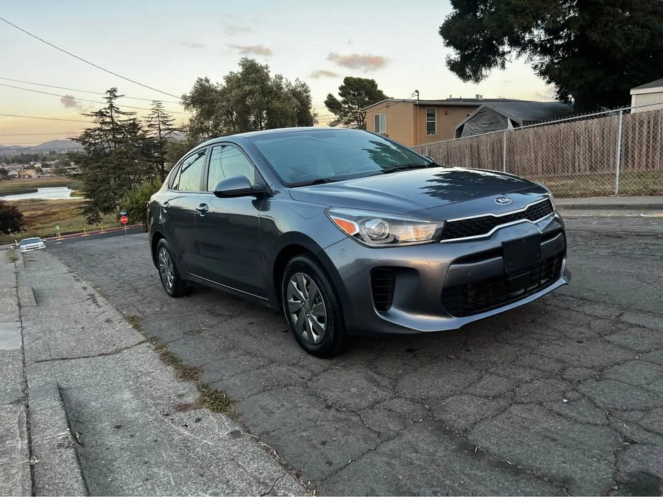 2020 Kia Rio - Image 10 of 20