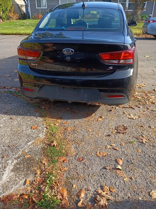 2020 Kia Rio - Image 4 of 8