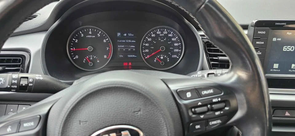 2020 Kia Rio - Image 9 of 12