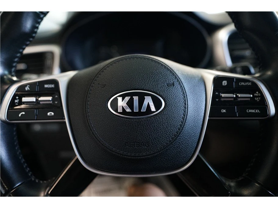 2020 Kia Sorento - Image 18 of 20