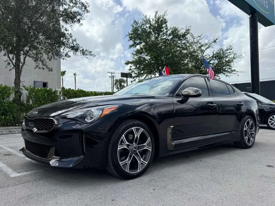 2020 Kia Stinger - Image 2 of 7