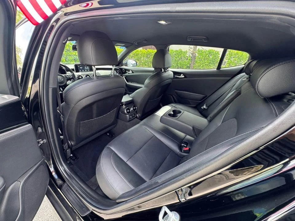 2020 Kia Stinger - Image 5 of 8