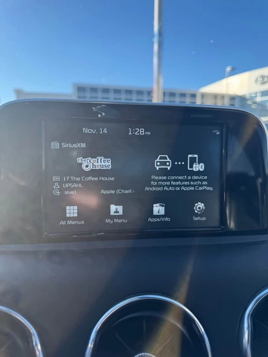 2020 Kia Stinger - Image 11 of 13