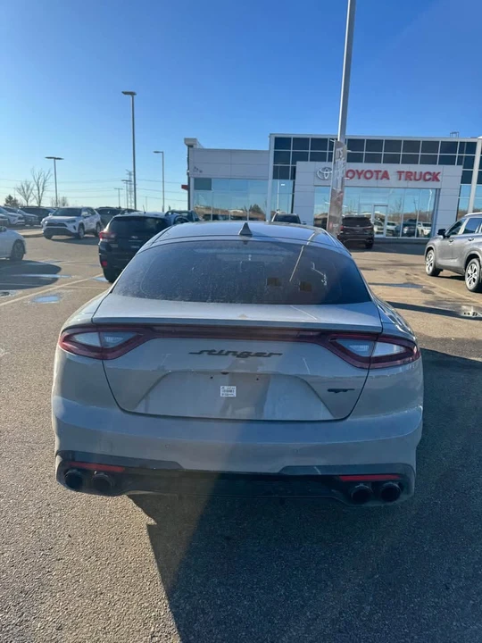 2020 Kia Stinger - Image 4 of 13