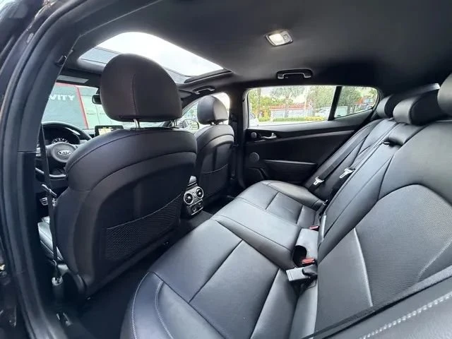 2020 Kia Stinger - Image 13 of 19