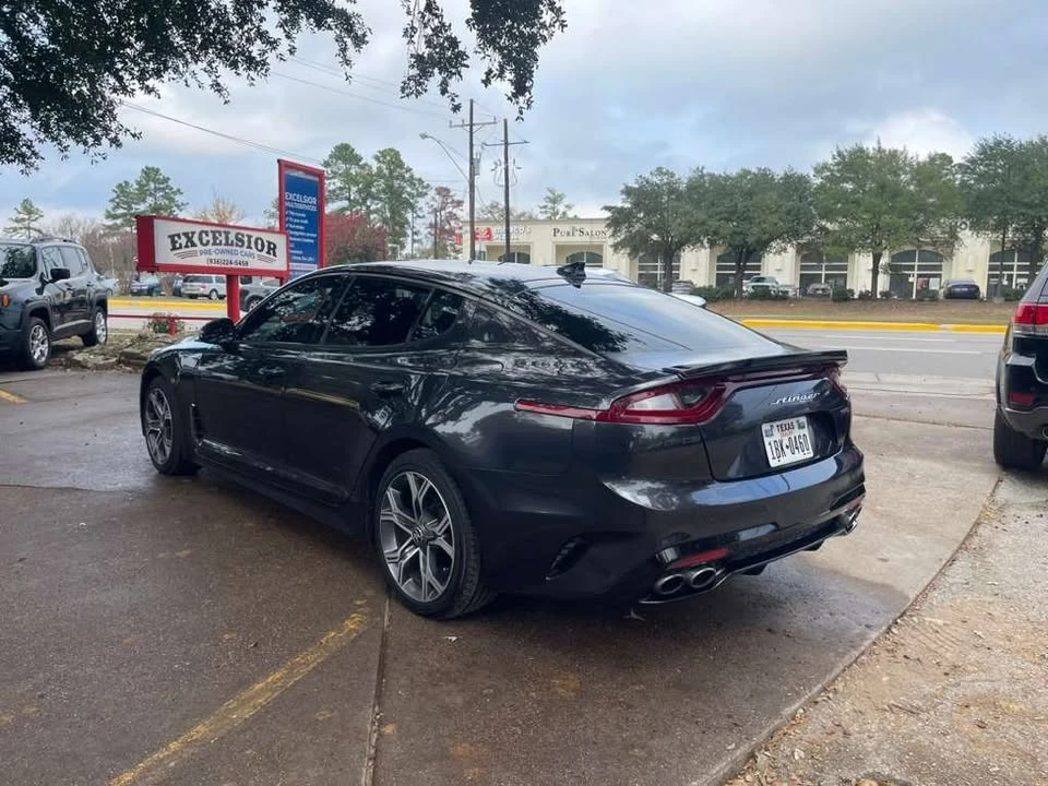 2020 Kia Stinger - Image 9 of 11