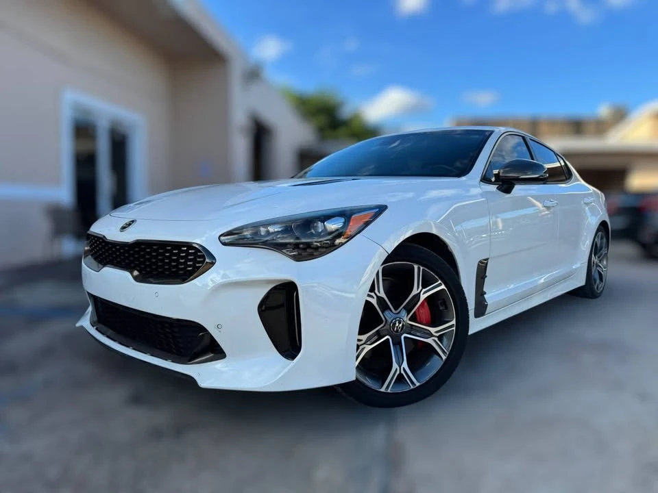 2020 Kia Stinger - Image 2 of 20