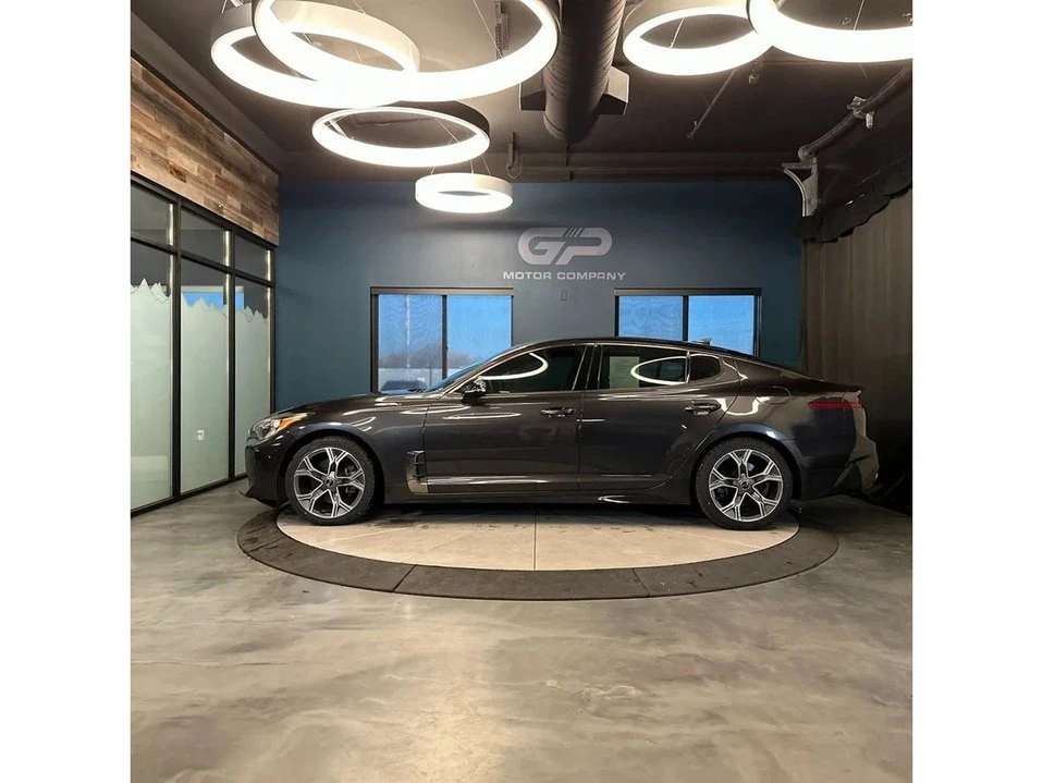 2020 Kia Stinger - Image 4 of 14