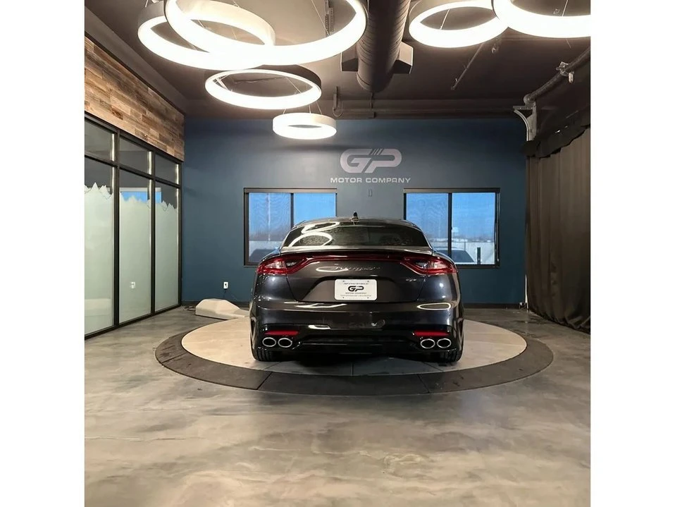 2020 Kia Stinger - Image 3 of 14
