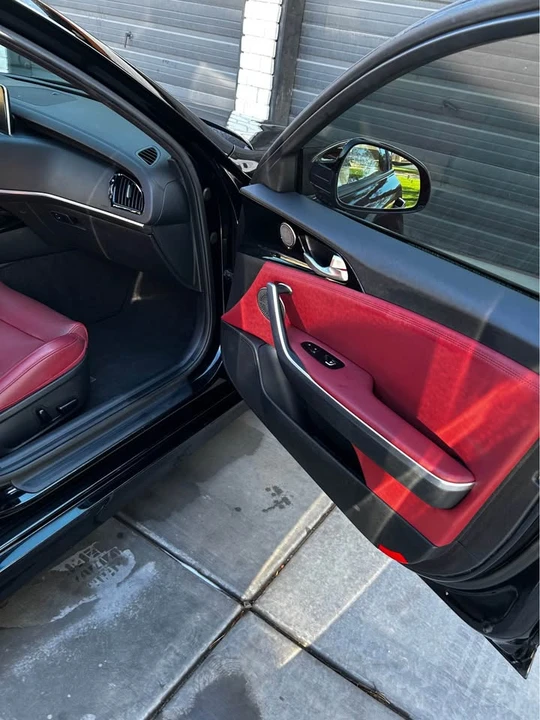 2020 Kia Stinger - Image 6 of 12