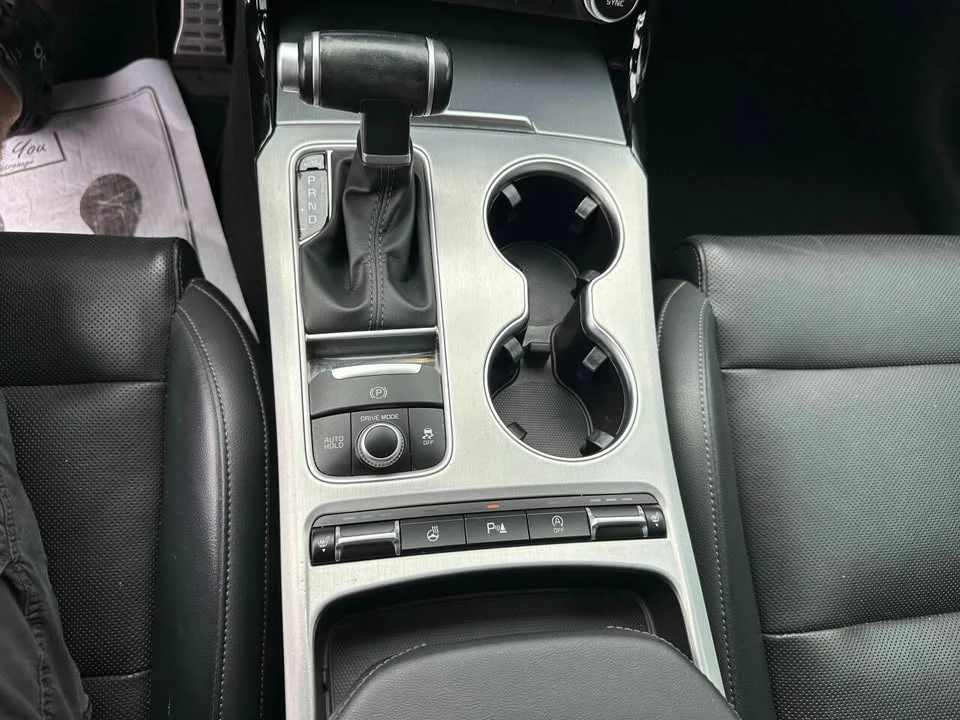2020 Kia Stinger - Image 11 of 20