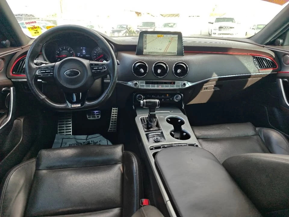 2020 Kia Stinger - Image 16 of 20