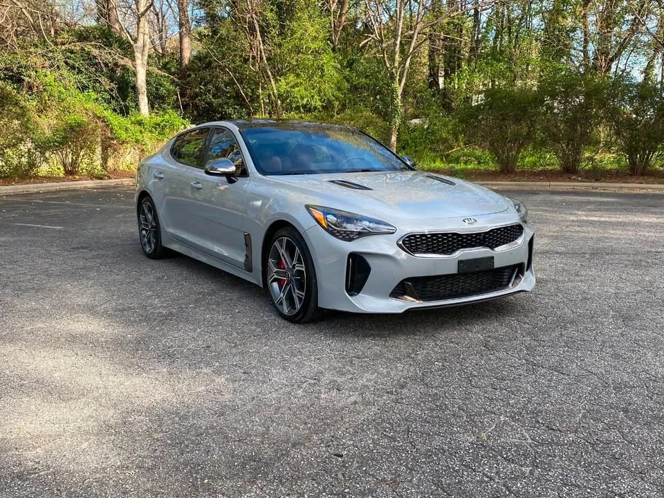 2020 Kia Stinger - Image 3 of 20