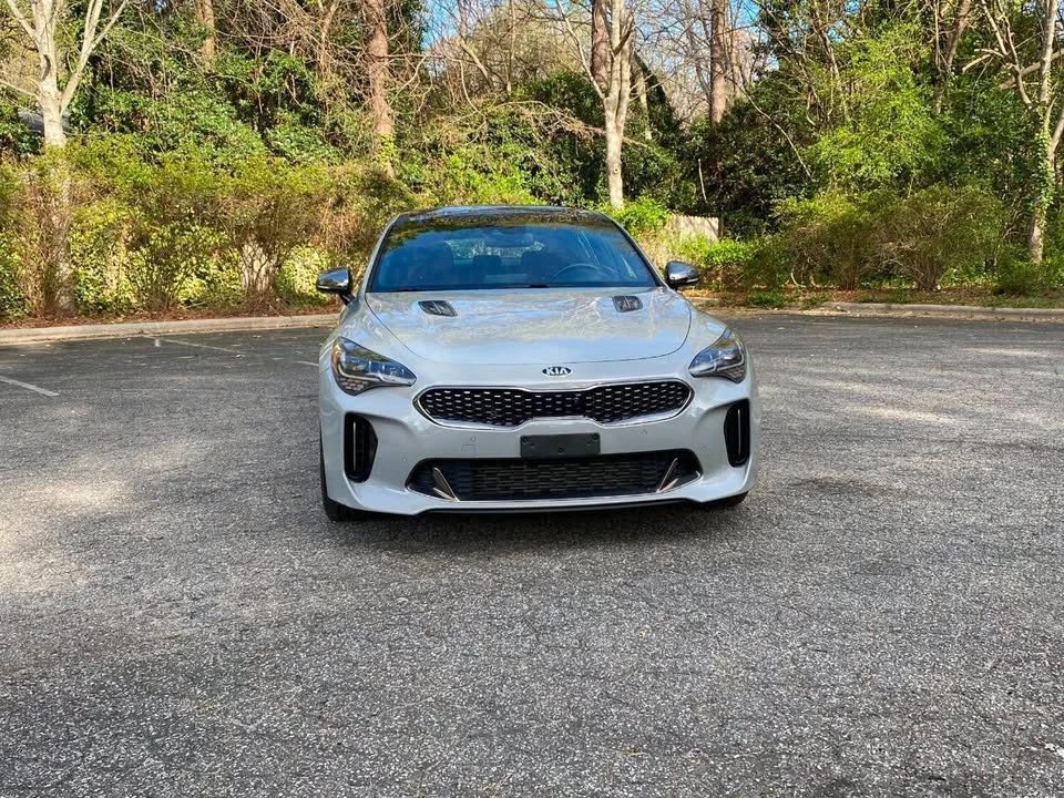 2020 Kia Stinger - Image 2 of 20