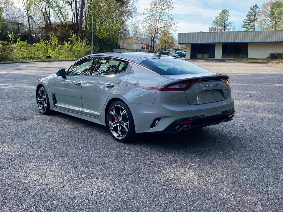 2020 Kia Stinger - Image 7 of 20