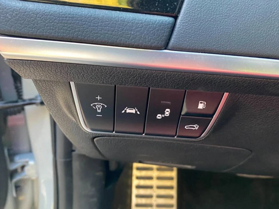 2020 Kia Stinger - Image 19 of 20