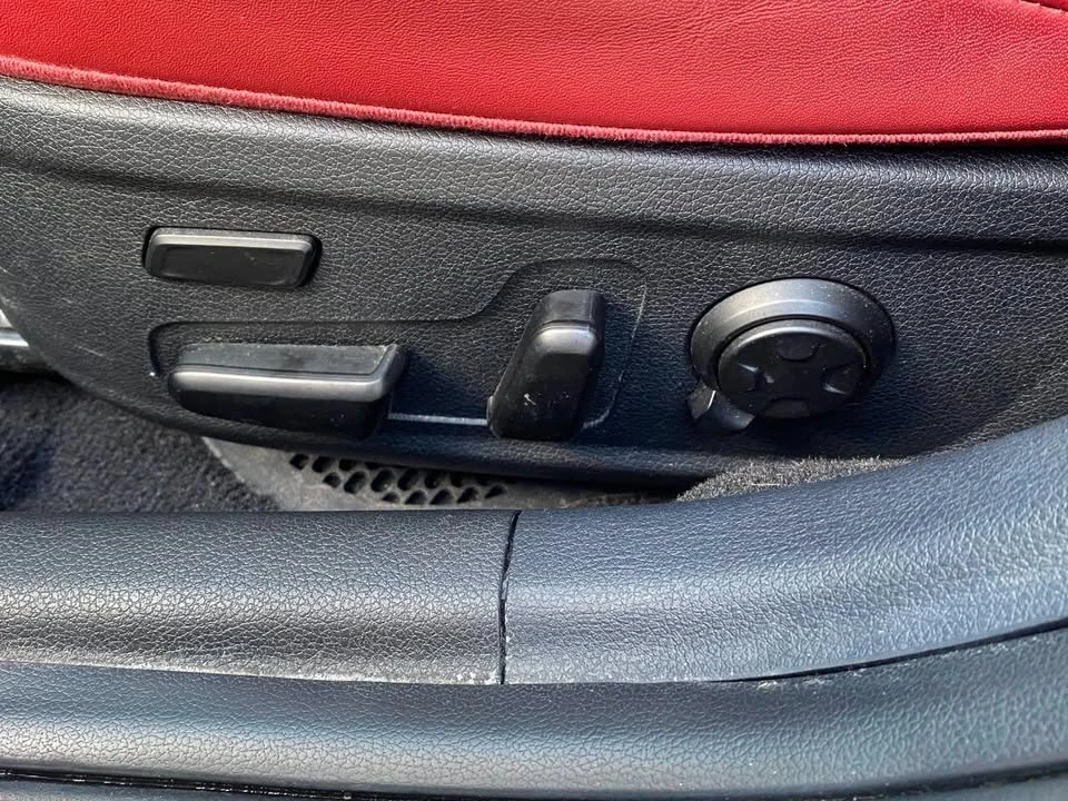 2020 Kia Stinger - Image 18 of 20