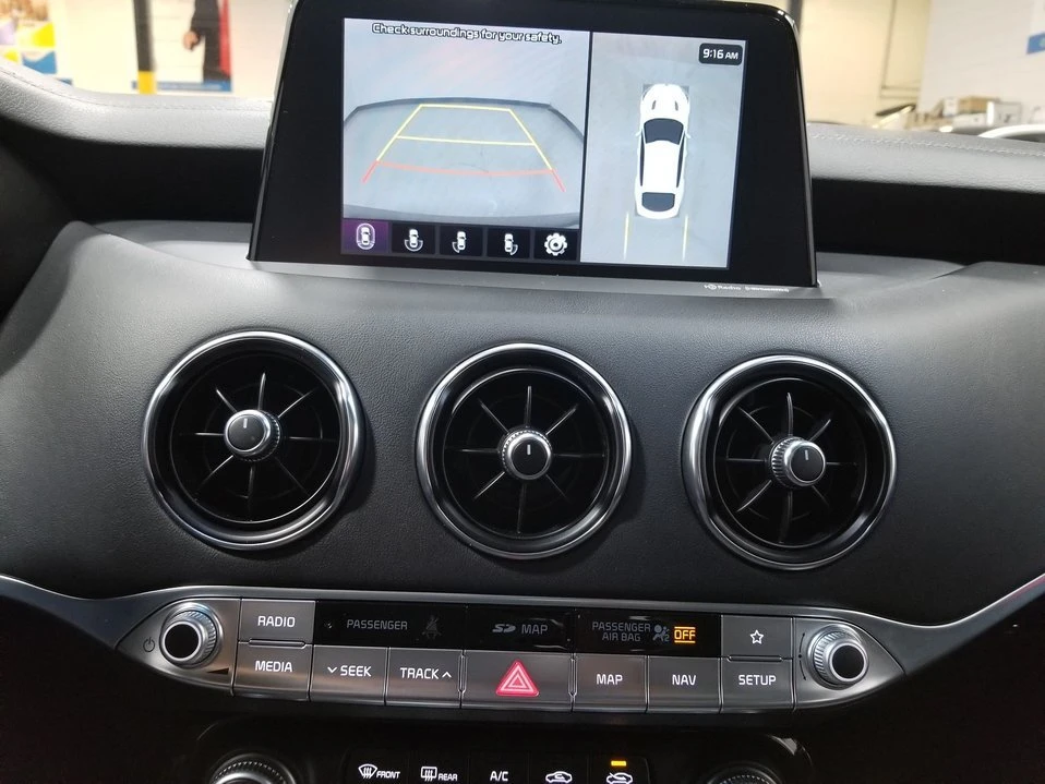 2020 Kia Stinger - Image 19 of 20