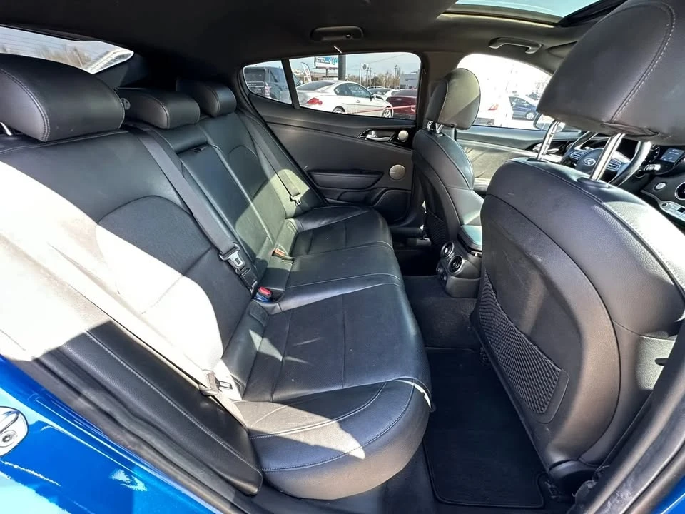 2020 Kia Stinger - Image 14 of 20