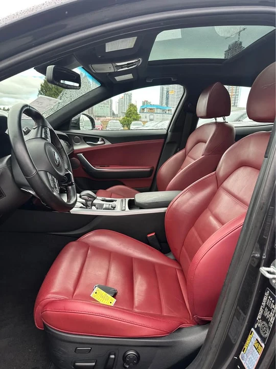 2020 Kia Stinger - Image 6 of 7