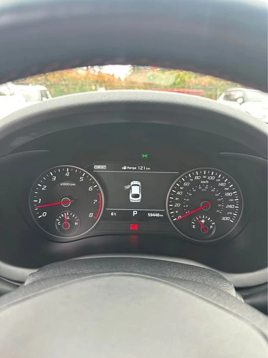 2020 Kia Stinger - Image 3 of 7