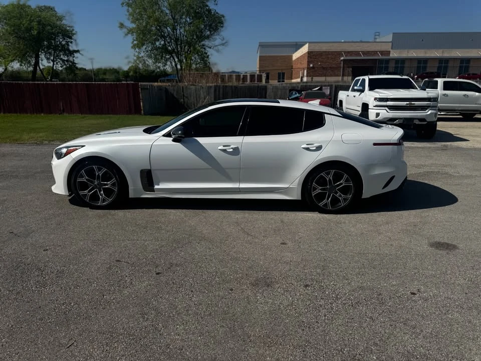 2020 Kia Stinger - Image 17 of 20