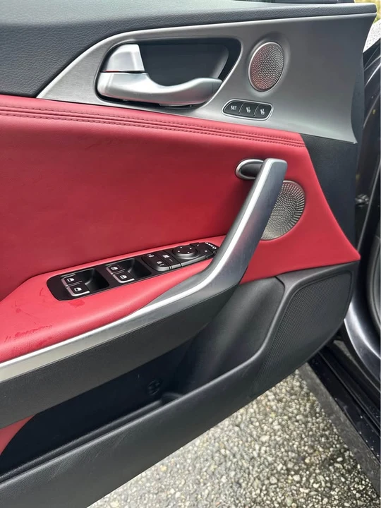 2020 Kia Stinger - Image 5 of 7