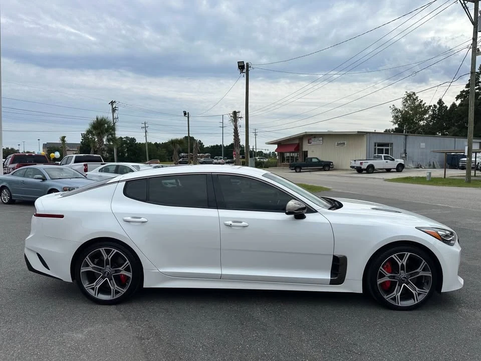 2020 Kia Stinger - Image 8 of 19