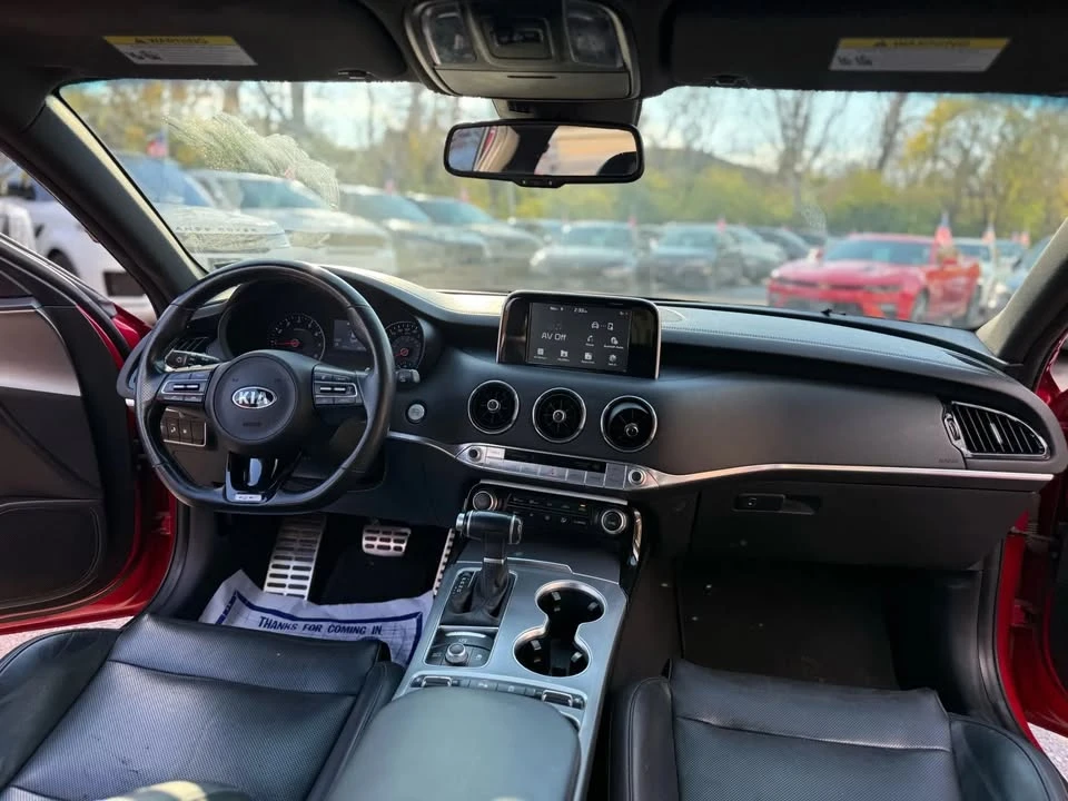 2020 Kia Stinger - Image 17 of 20