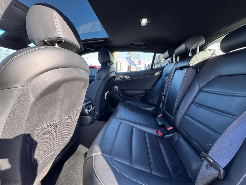 2020 Kia Stinger - Image 14 of 20