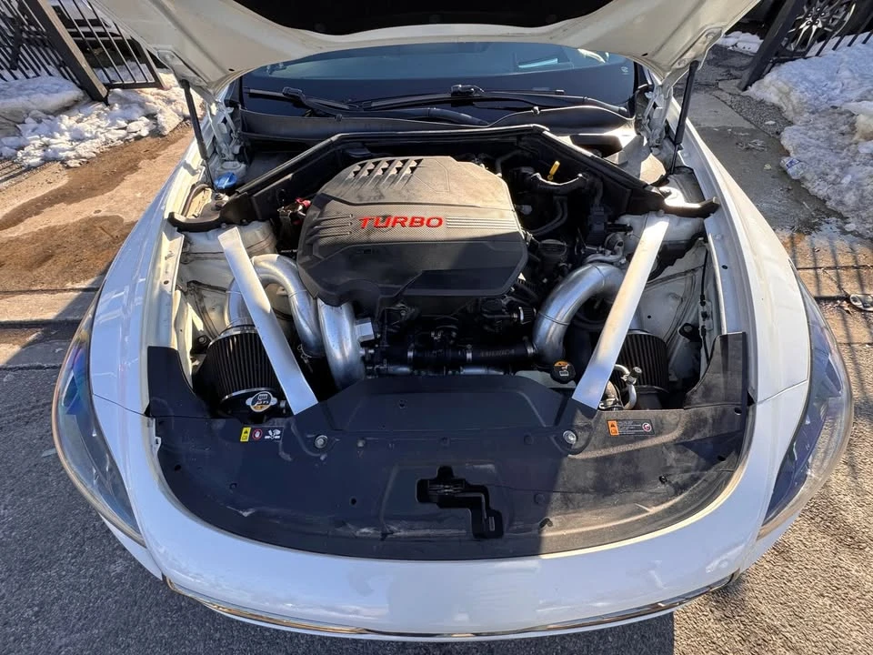 2020 Kia Stinger - Image 8 of 20