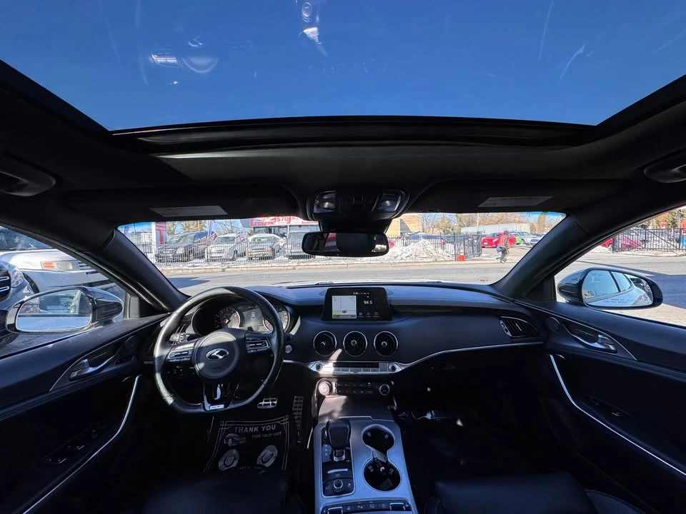 2020 Kia Stinger - Image 15 of 20