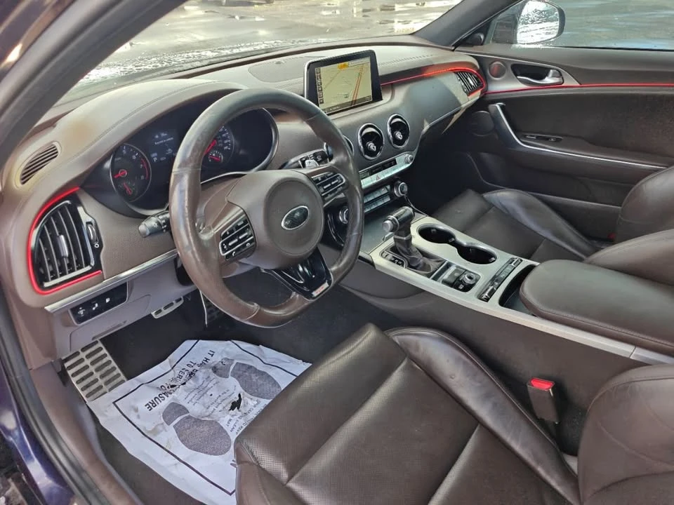 2020 Kia Stinger - Image 8 of 20