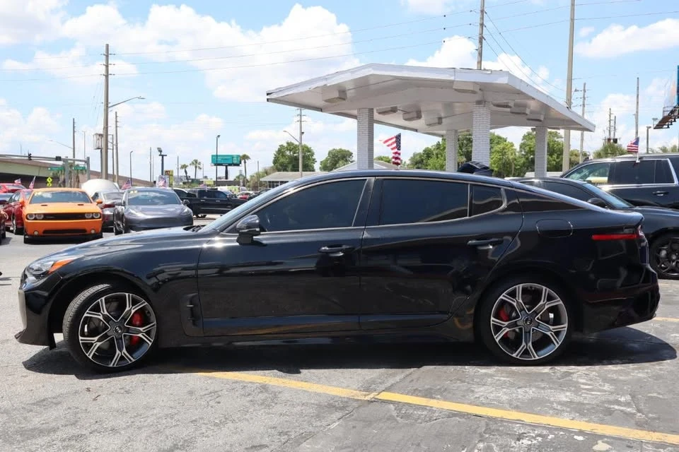 2020 Kia Stinger - Image 4 of 19