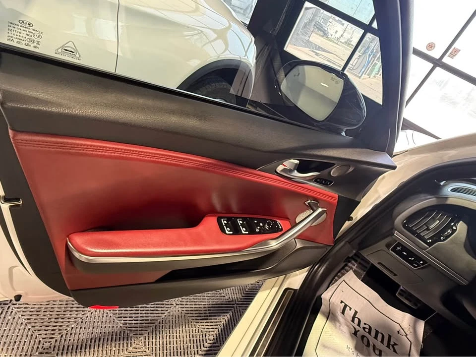 2020 Kia Stinger - Image 6 of 11