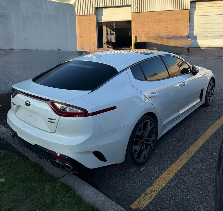 2020 Kia Stinger - Image 3 of 11